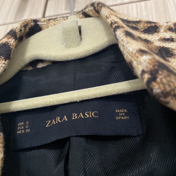Zara Basics polyester cheetah print coat - Picture 3 of 5